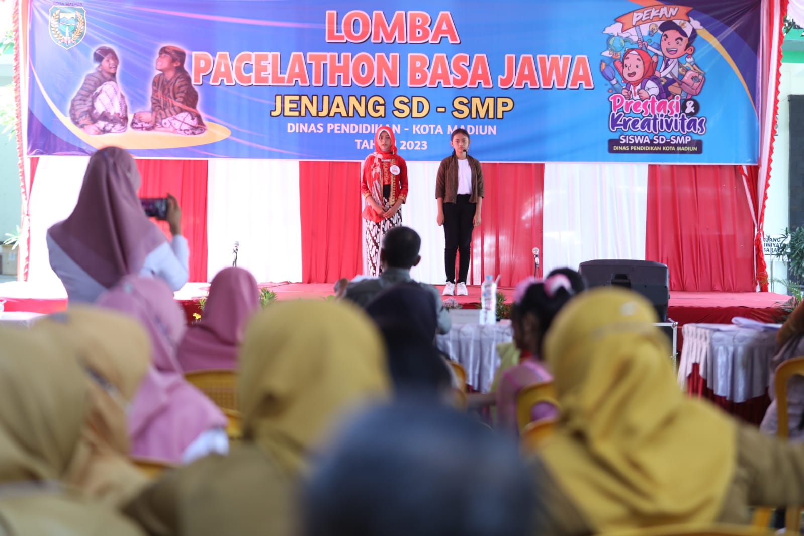 Foto 1 dari 9: Gayeng, Siswa Ceritakan Kemajuan Kota Dengan Bahasa Jawa