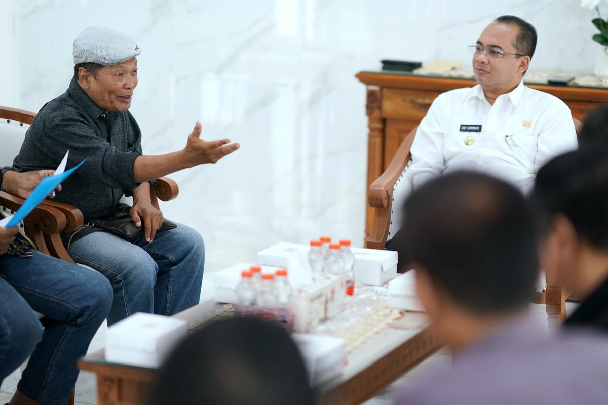 Foto 1 dari 9: Audiensi Dengan LSM, Pj. Wali Kota Tampung Masukan Untuk Pembangunan Kota