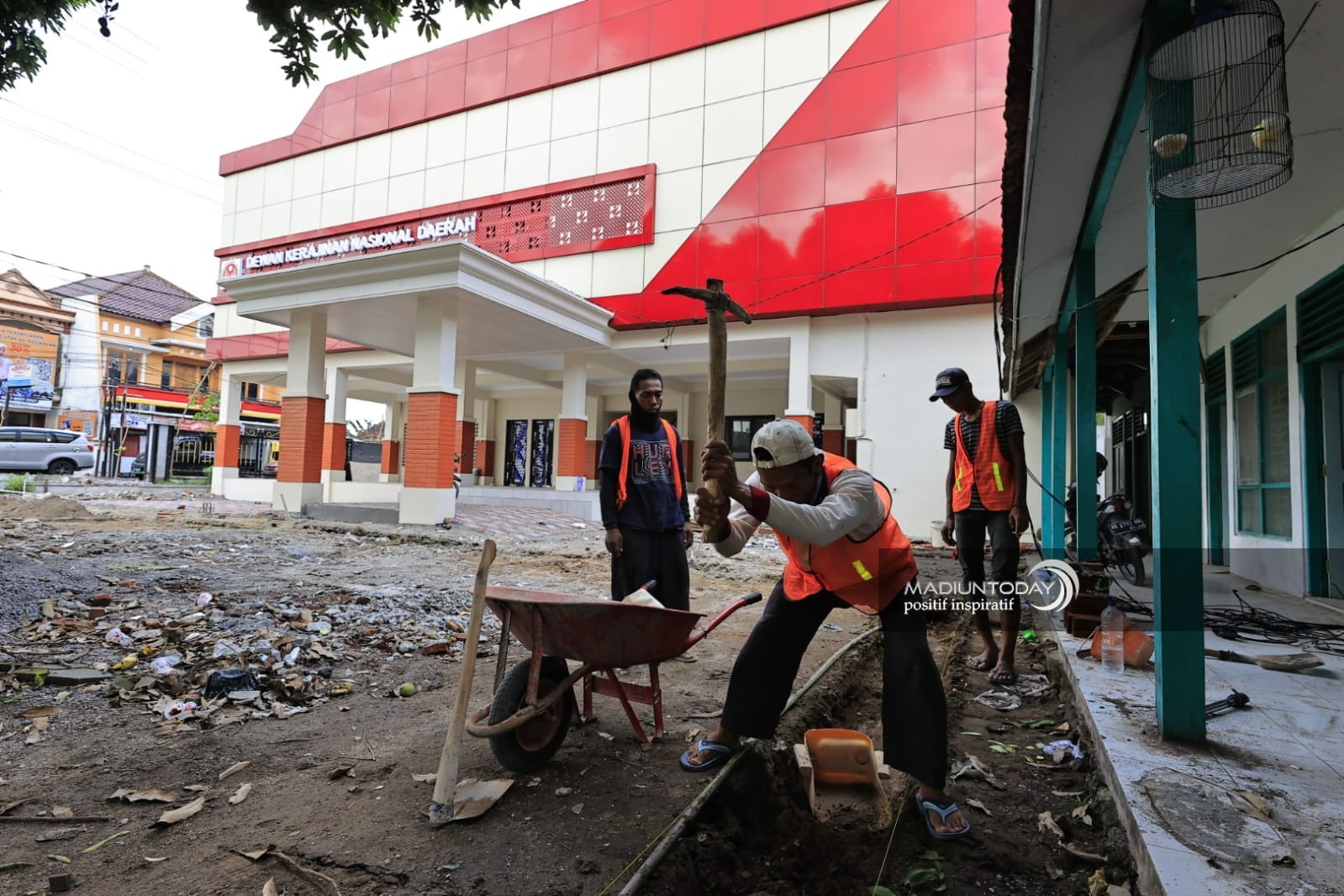 Foto 5 dari 6: Progres Galeri Dekranasda Capai 98 Persen, Siap Orbitkan UMKM Kota