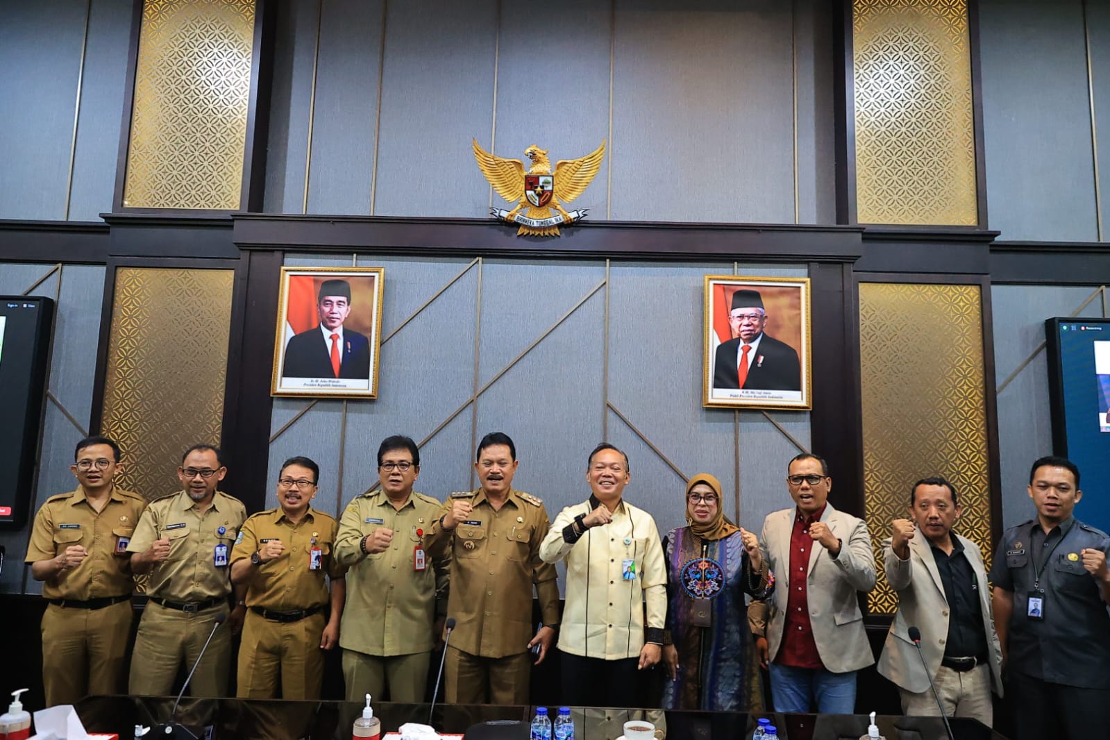 Foto 8 dari 8: Masuk Tiga Besar Paritrana Award 2023 Jawa Timur, Kota Madiun Turut Tahapan Wawancara untuk Tentukan Juara