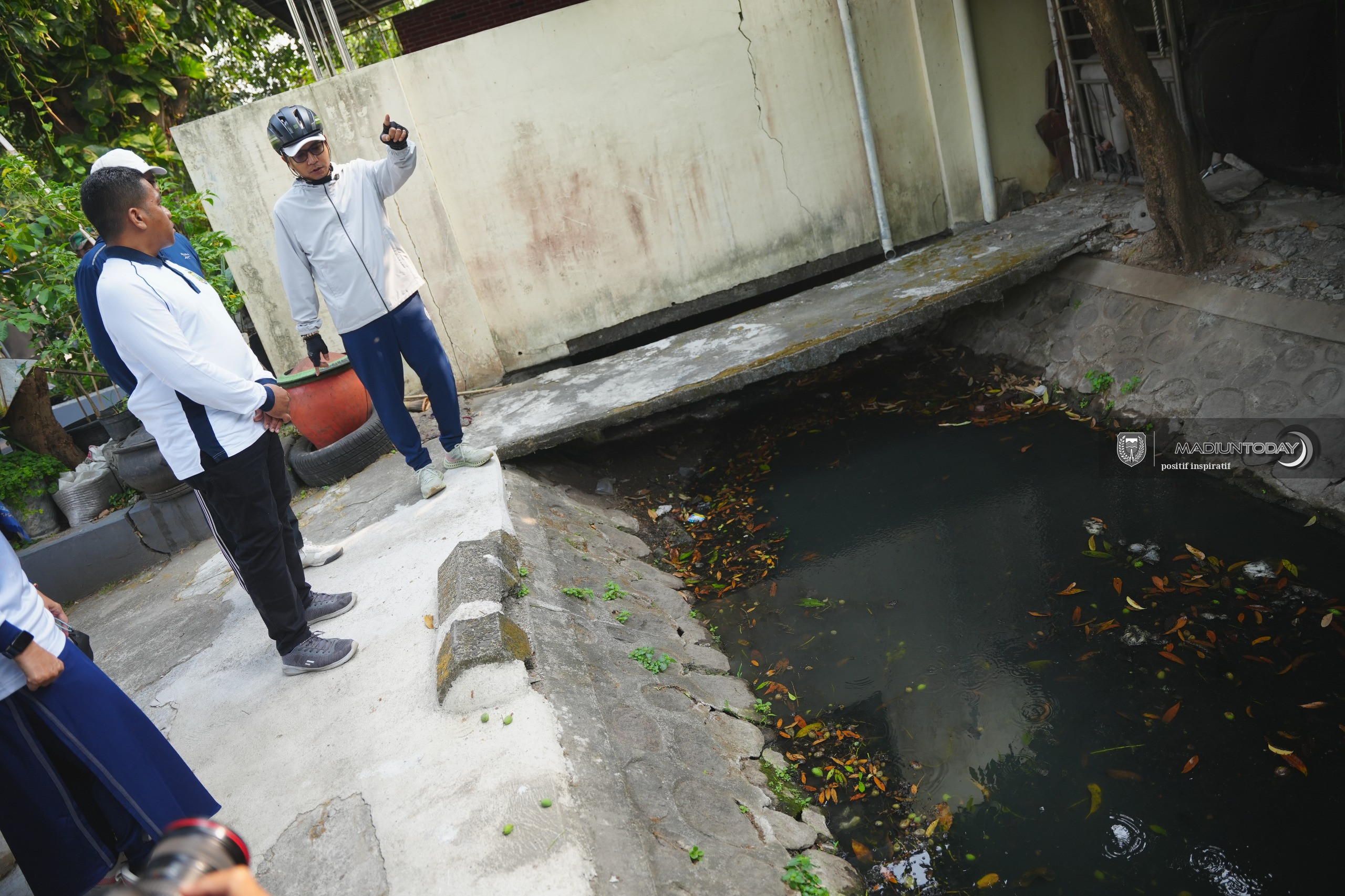Foto 1 dari 20: Plt Wali Kota Madiun Turun ke Klegen, 8 Titik Bermasalah Langsung Ditindaklanjuti