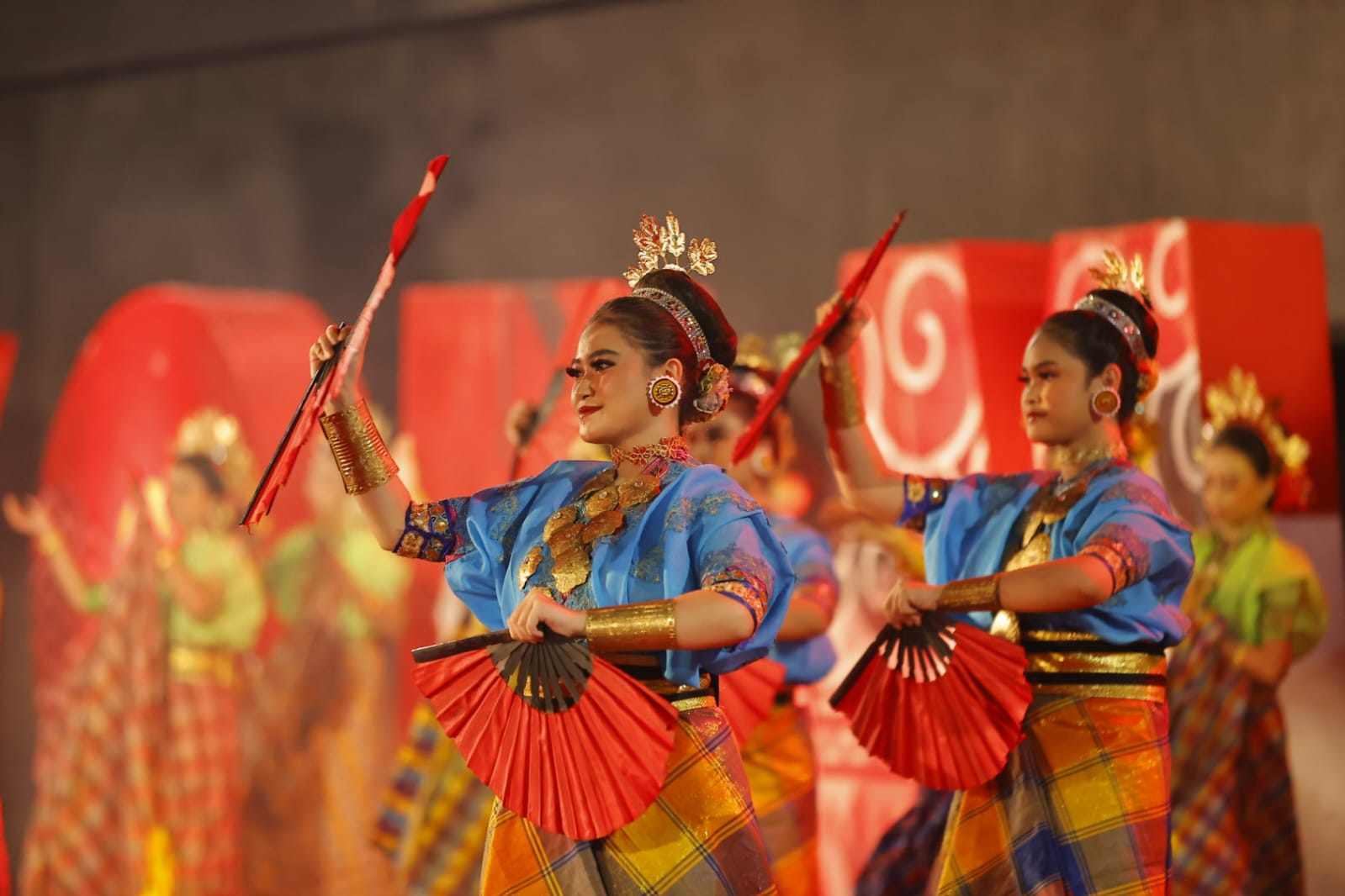 Foto 7 dari 10: Wali Kota Madiun Hadiri Gala Dinner Rakernas Apeksi 2023