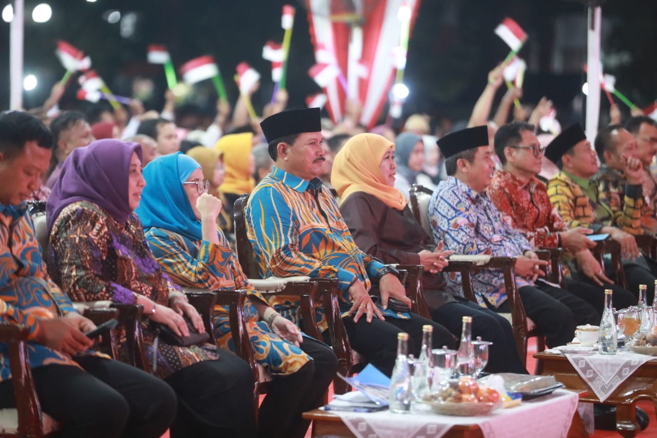 Foto 18 dari 19: Dampingi Gubernur Jatim, Wali Kota Hadiri Sapa Pilar Kesejahteraan Sosial