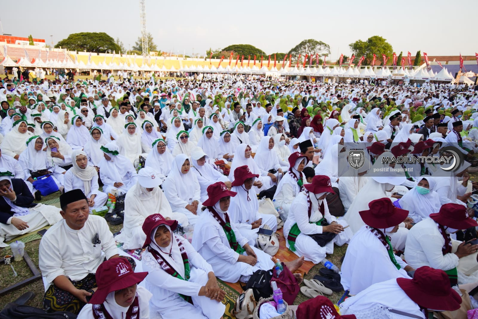 Foto 14 dari 20: Kota Madiun Ukir Sejarah, Jadi Tuan Rumah Giat Perdana EXPO UMKM dan Ekosistem Haji-Umrah