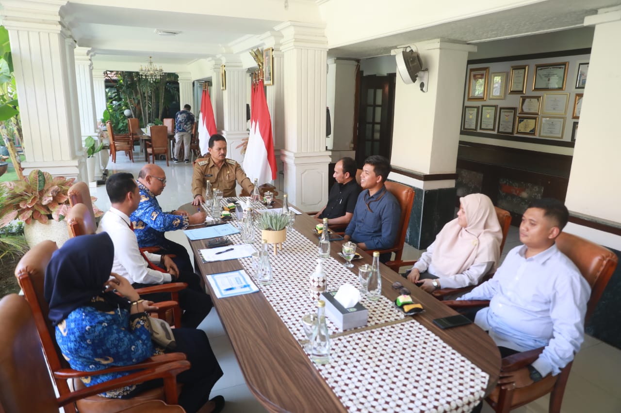 Foto 8 dari 10: Pamitan BPK RI Perwakilan Jawa Timur, Wali Kota Optimis Kota Madiun WTP Lagi