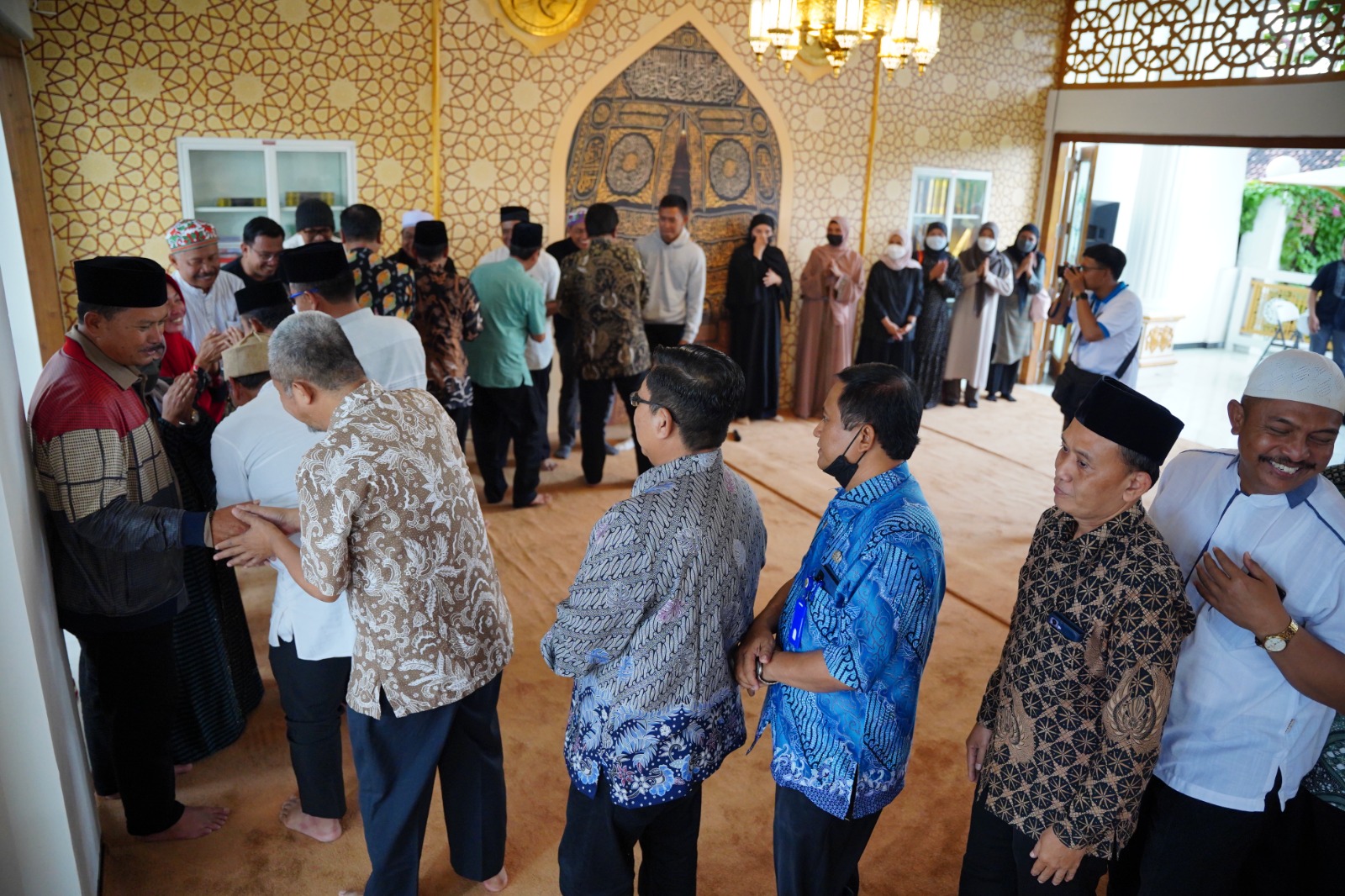 Foto 5 dari 10: Wali Kota Maidi Doakan Seluruh Warga Kota Madiun Dapat Berjumpa dengan Kakbah