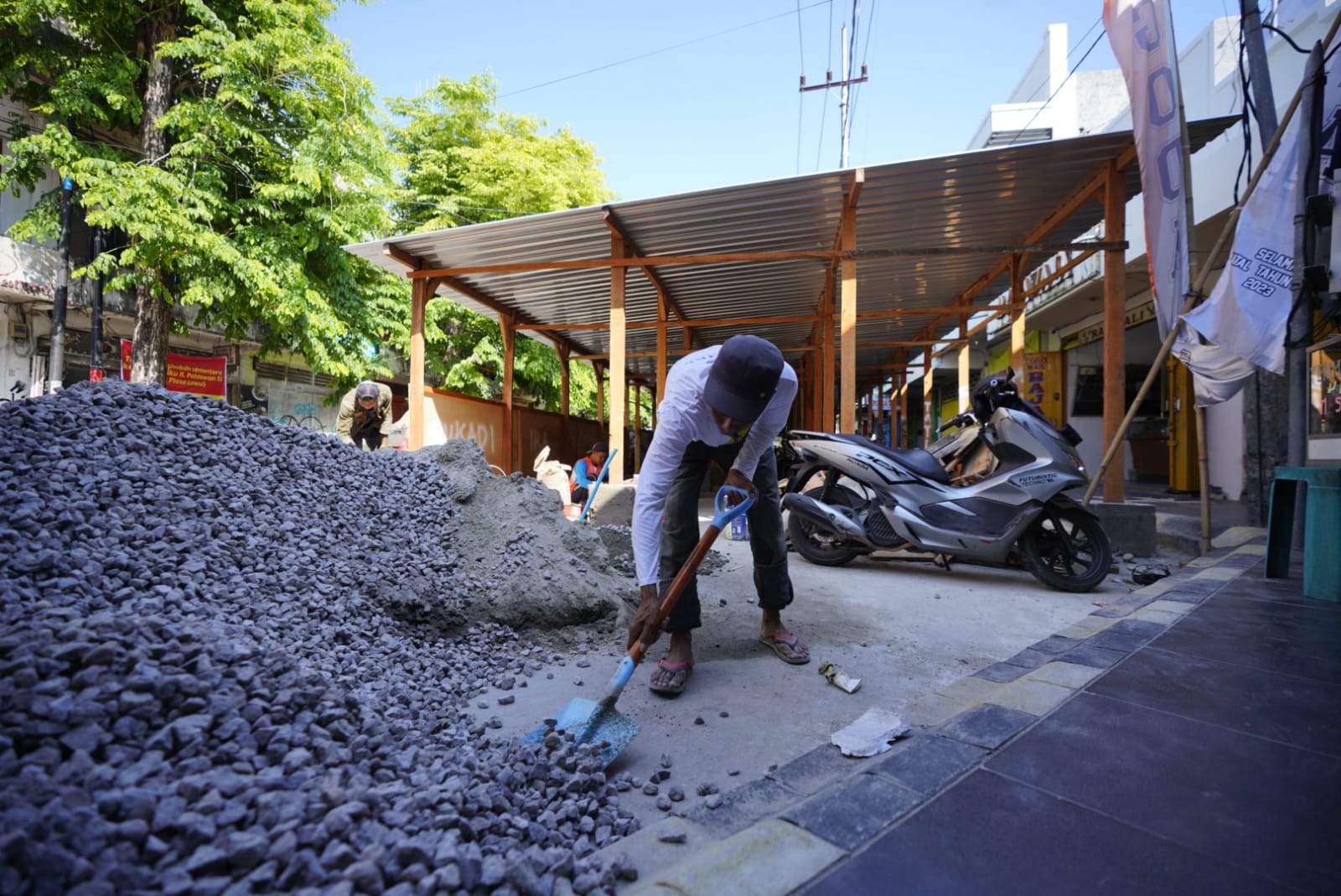 Foto 4 dari 4: Relokasi Pedagang Mulai Dilakukan, Pembangunan Pasar Kawak Ditarget Mulai Pekan Depan