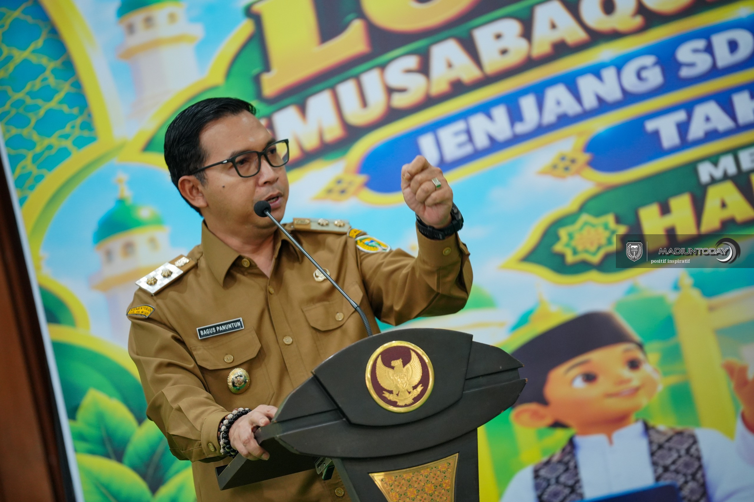 Foto 2 dari 18: Tiga Siswa Satu Tim, Adu Hafalan hingga Pemahaman Al-Quran di Final MSQ Kota Madiun