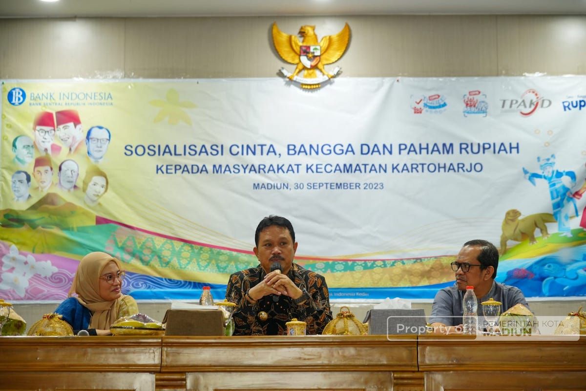 Foto utama berita: Sosialisasi Cinta, Bangga, dan Paham Rupiah Kepada Masyarakat, Wali Kota: Orang Indonesia Harus Cinta Rupiah