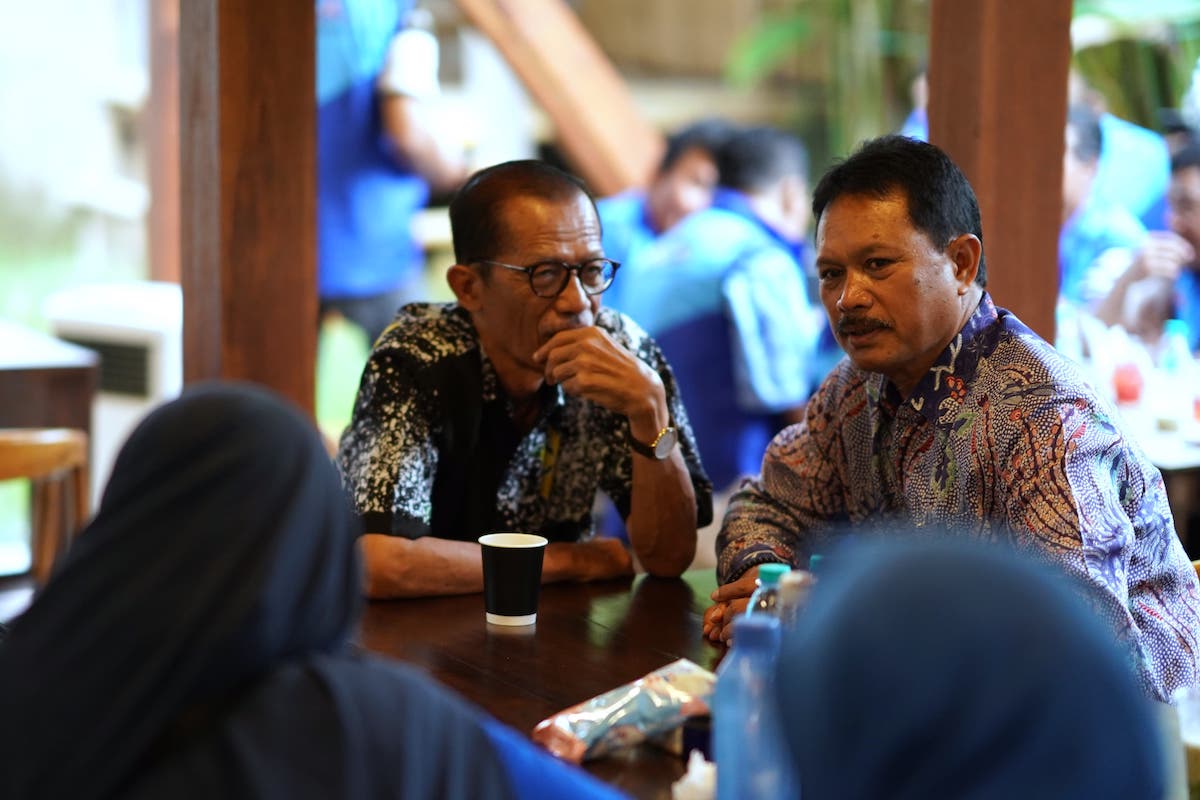 Foto 5 dari 9: Wali Kota Sambut Kedatangan SBY Di Kota Madiun
