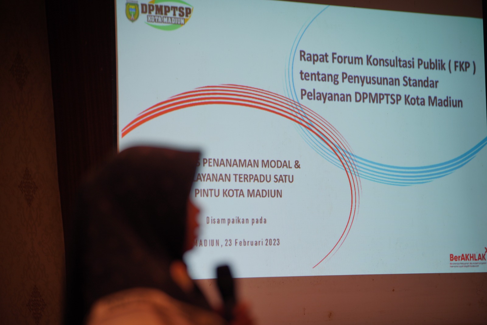 Foto 4 dari 10: Komitmen Tingkatkan Pelayanan Kepada Masyarakat, DPMPTSP Gelar Forum Konsultasi Publik