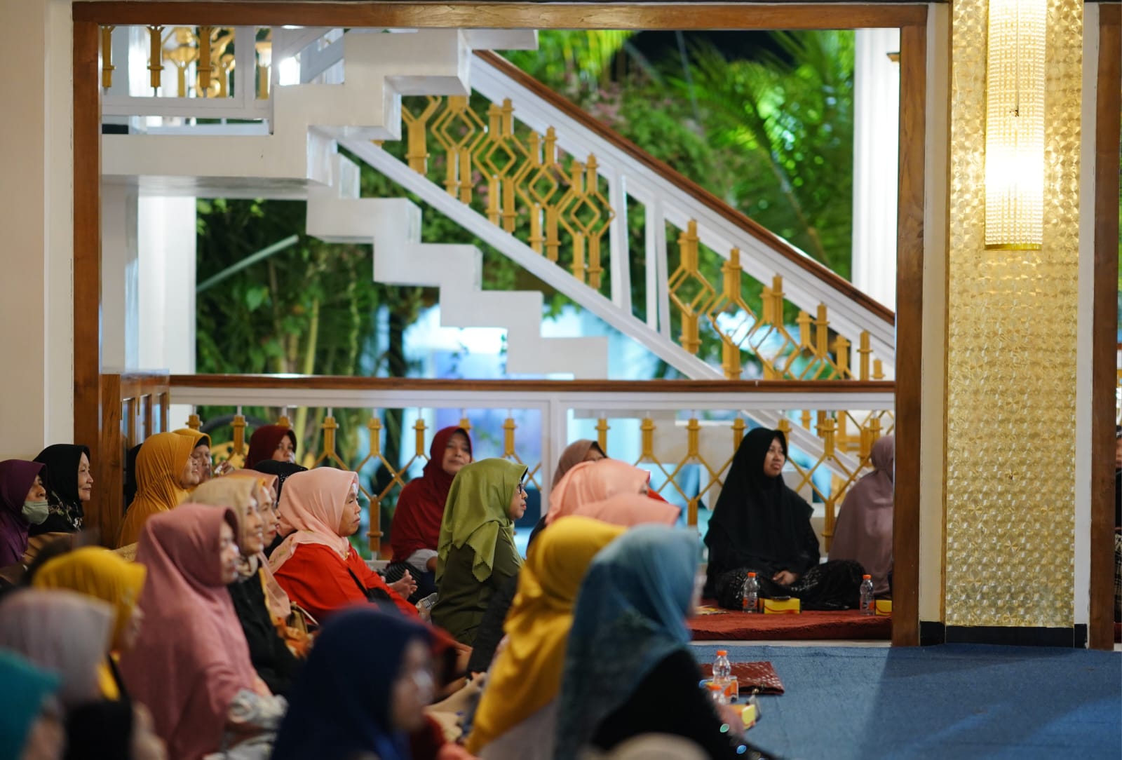 Foto 7 dari 10: Halal Bihalal dengan Warga, Wali Kota Sampaikan Permohonan Maaf Sekaligus Sampaikan Rencana Pembangunan Kota