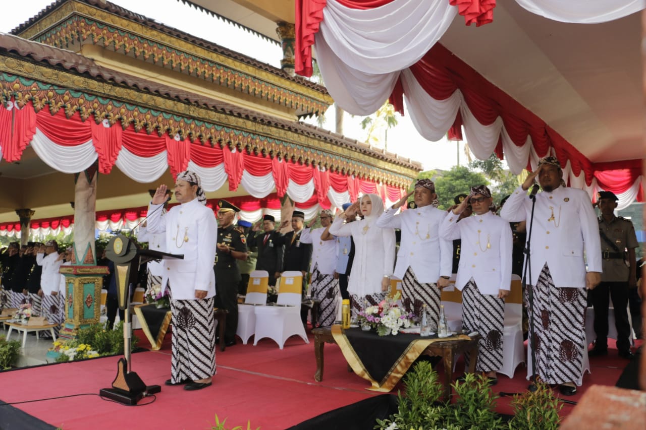 Foto 1 dari 10: Upacara Hari Jadi ke-105, Wali Kota: Kita Wujudkan Kota Madiun Maju Mendunia