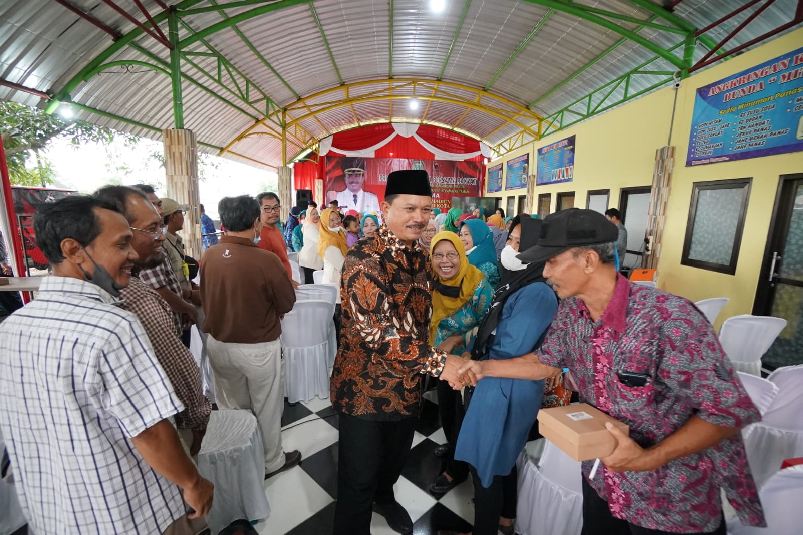 Foto 10 dari 10: Gelar Pertemuan Dengan Tokoh Masyarakat Di Banjarejo, Wali Kota Ajak Warga Sampaikan Usulan Pembangunan