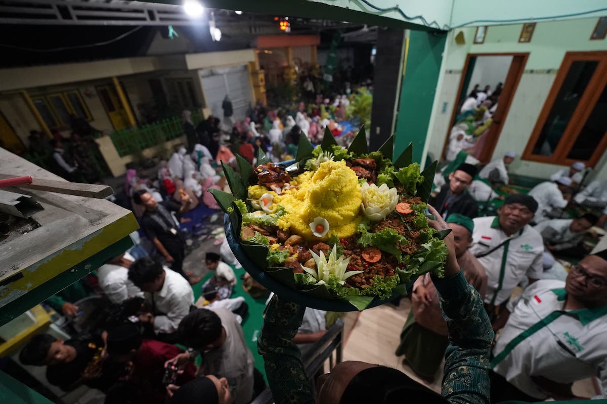 Foto 9 dari 9: Hadiri Peringatan Hari Santri di Kantor PCNU, Wali Kota: Hari Santri Momentum Evaluasi Diri
