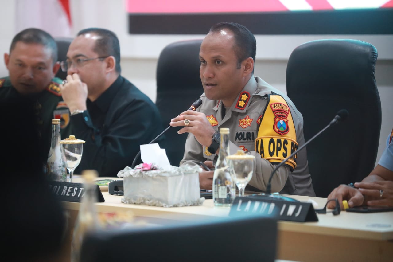 Foto 4 dari 9: Rakor Forkopimda Bersama Perguruan Pencak Silat, Pj Wali Kota: Kita Sepakat Kota Madiun Harus Selalu Aman dan Nyaman