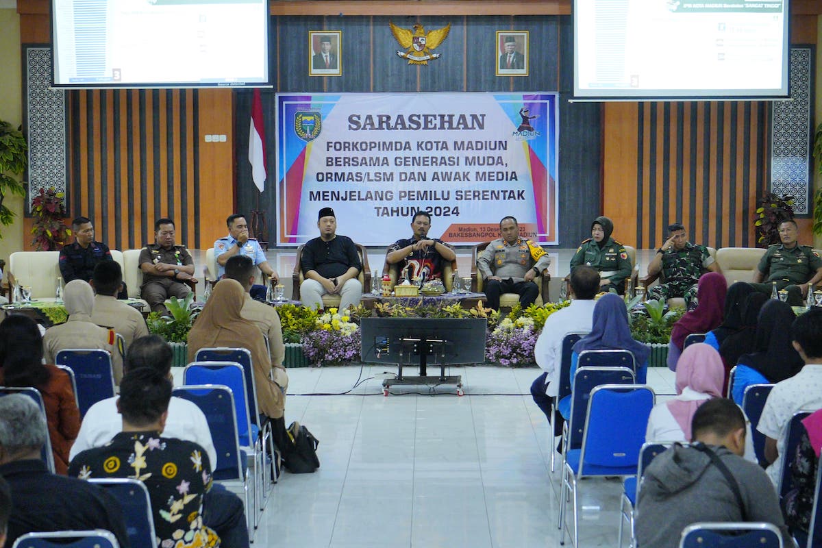 Foto 3 dari 8: Tingkatkan Partisipasi Pemilih Pemula, Pemkot Gelar Sarasehan Forkopimda Bersama Generasi Muda