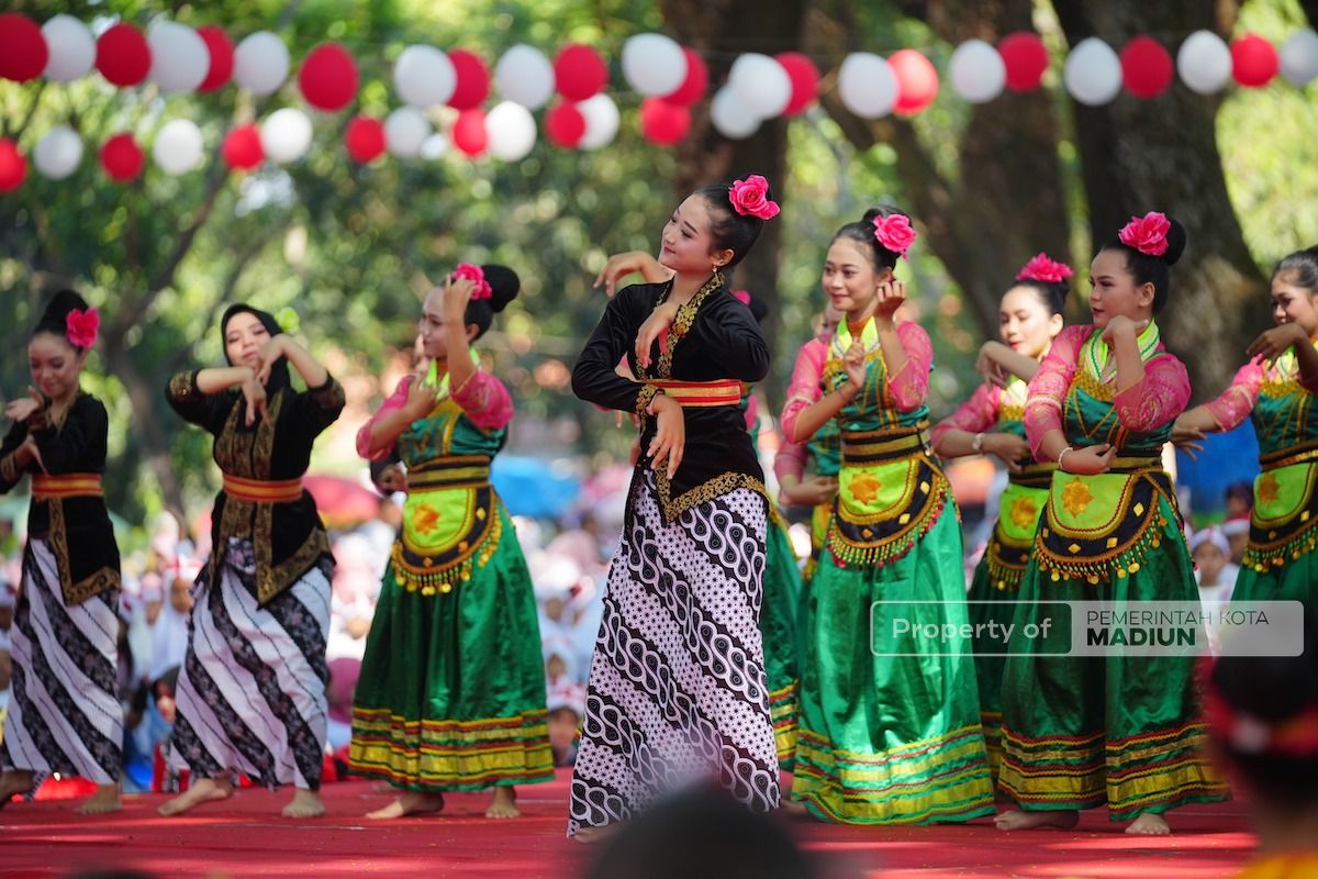 Foto 8 dari 8: Peringatan HAN ke-39, Wali Kota: Anak-anak Sekarang Harus Bisa Merebut Generasi Emas 2045 Mendatang
