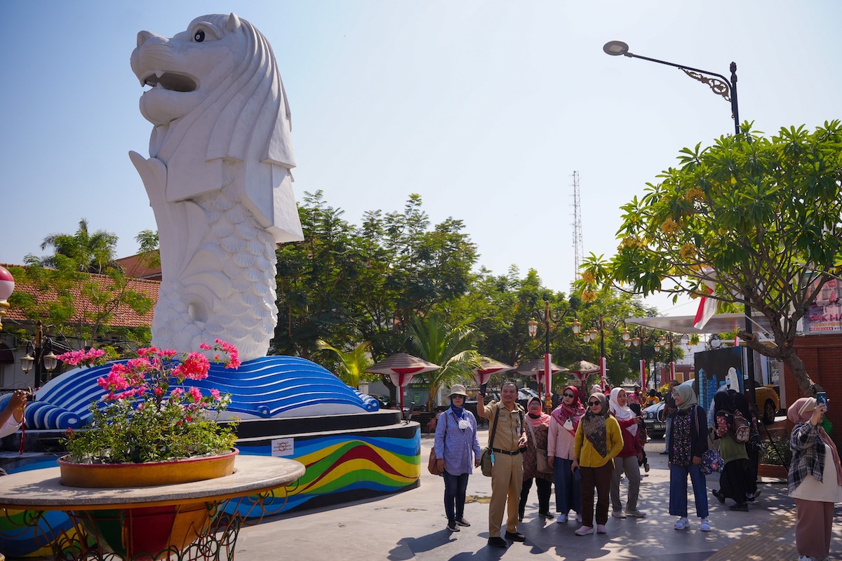 Foto utama berita: Mau ke Solo, Tim AD ART Koperasi Setya Bhakti Wanita Surabaya Pilih Mampir ke Kota Madiun