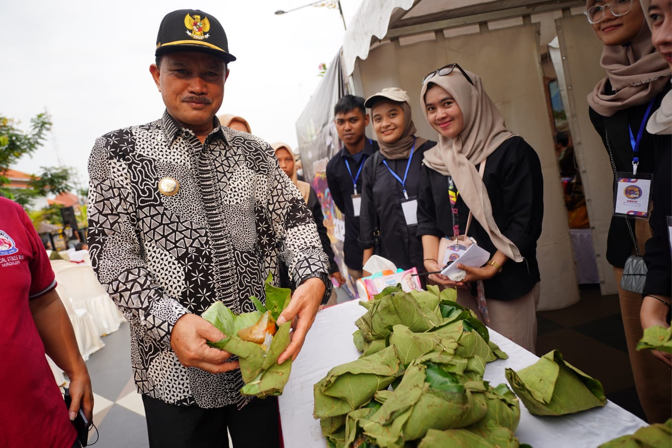 Foto 5 dari 10: Bekal Penting Arungi Dunia Kerja, Wali Kota Minta Mahasiswa Lebih Aktif Berorganisasi