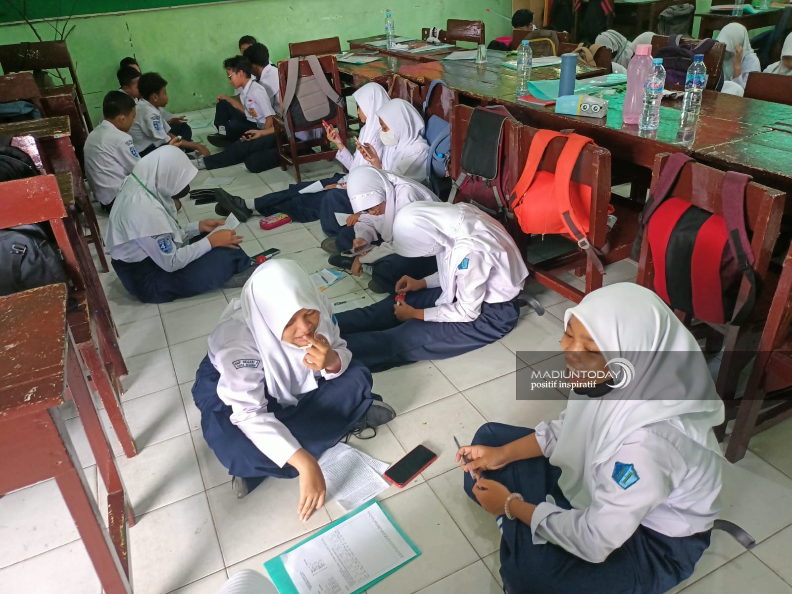 Foto 3 dari 10: Kiat SMPN 4 Bangun Profil Pelajar Pancasila Lewat Pementasan Drama