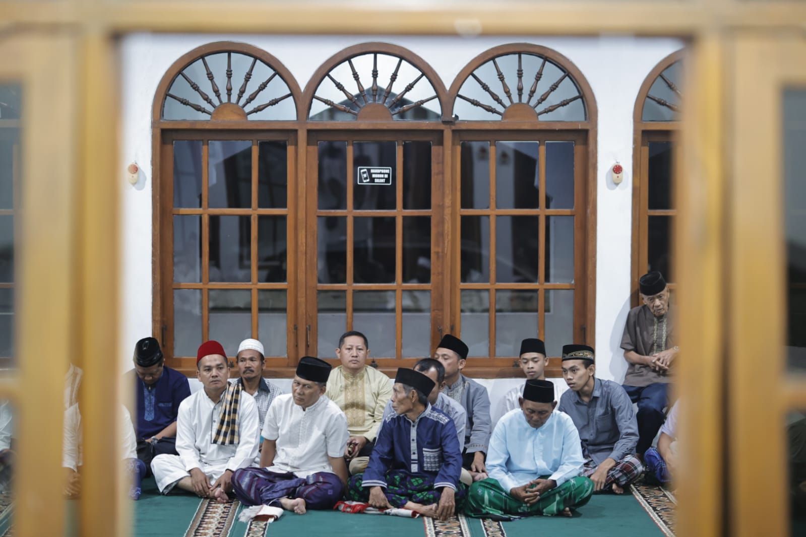 Foto 5 dari 7: Gelar Safari Ramadan di Masjid Jabal Rohmah, Wali Kota Harap Warga Ikut Serta Jaga Kondusifitas Kota