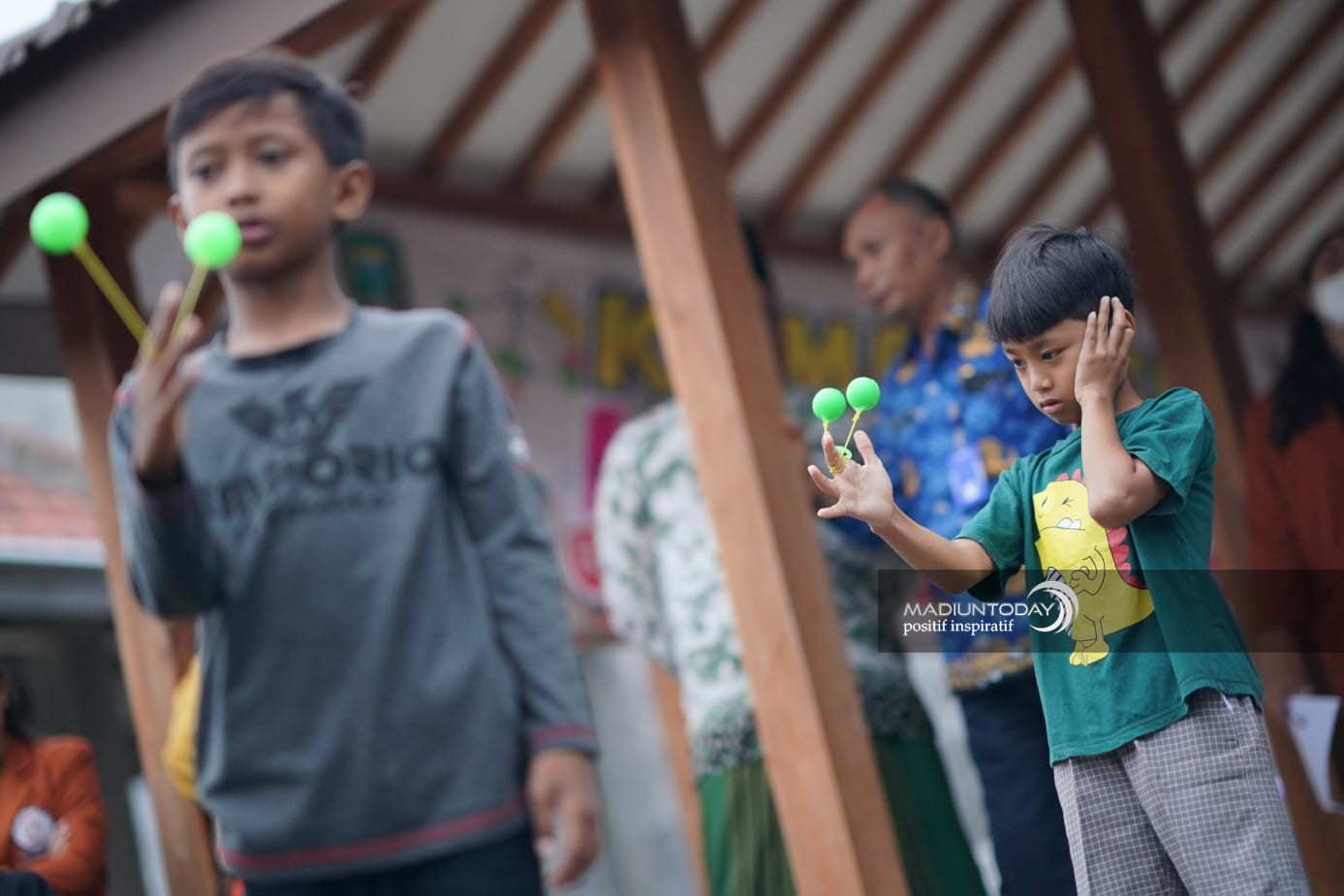 Foto utama berita: Lomba Lato-lato Sukses Sedot Perhatian Masyarakat, 53 Peserta Berebut Gelar Juara