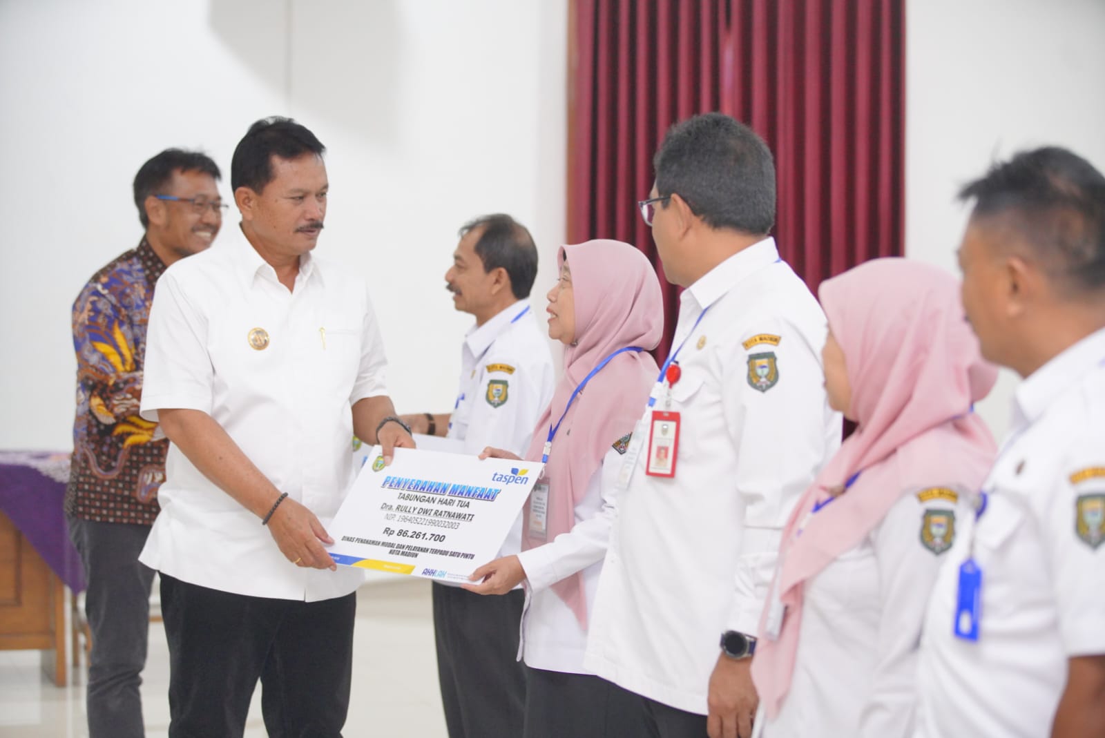Foto 3 dari 4: Beri Pembekalan ASN Purna Tugas, Wali Kota Pesan Jaga Produktivitas
