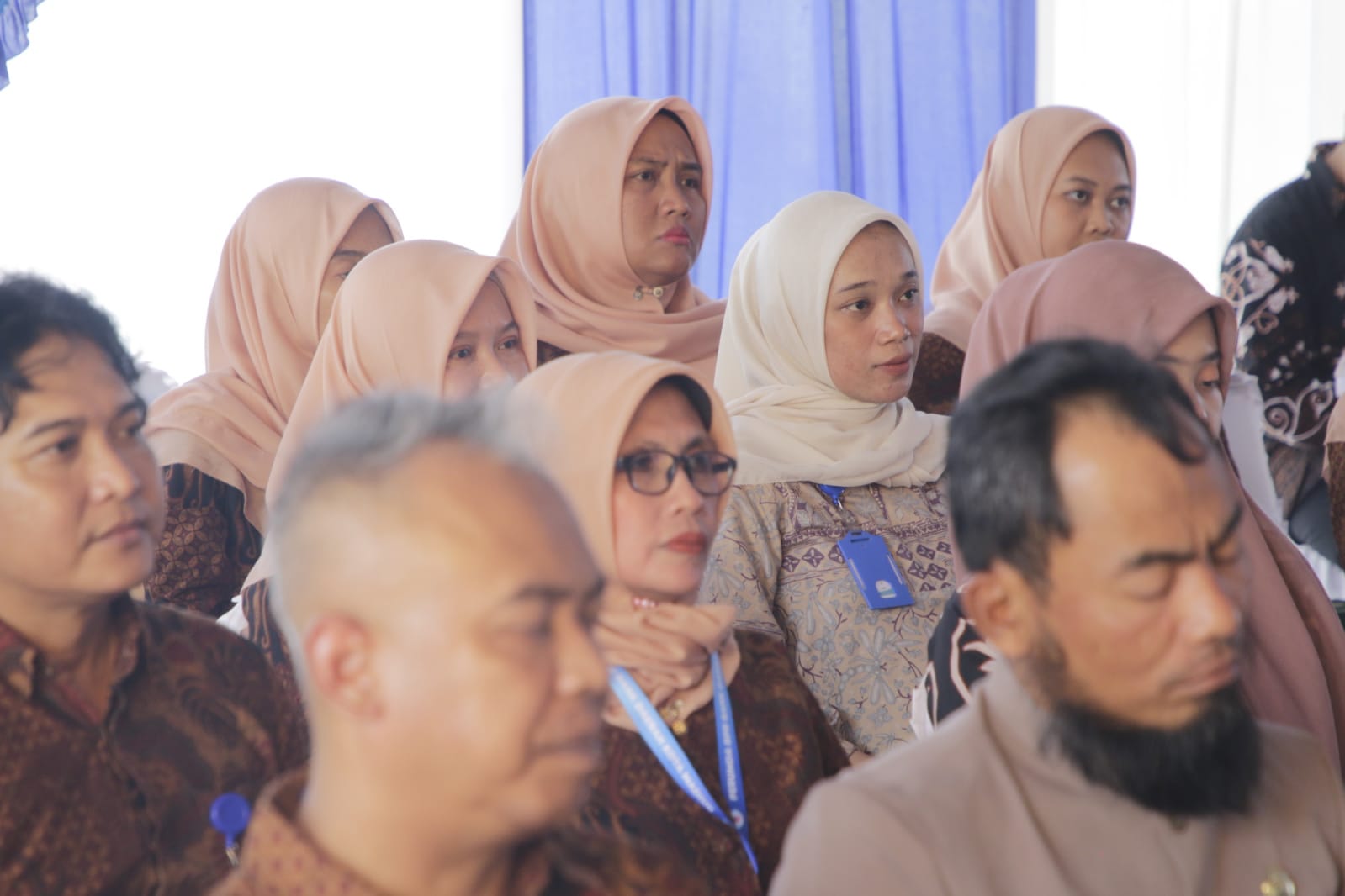 Foto 17 dari 17: Kunjungan Kantor Perumda BPR Bank Daerah Kota Madiun, Pj Wali Kota Apresiasi Kinerja Dan Dorong Inovasi Untuk Tingkatkan Performa Pegawai