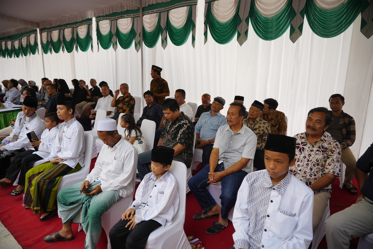 Foto 7 dari 8: Resmikan Pusat Pijat Refleksi Di Madiun, Wali Kota : Jaga Kesehatan Agar Hidup Bahagia