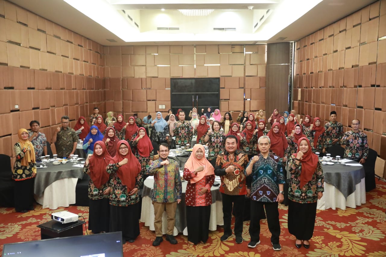 Foto 9 dari 14: FGD Bersama Tim Surveyor Puskesmas Tawangrejo dan Manguharjo, Wali Kota Harapkan Hasil Optimal