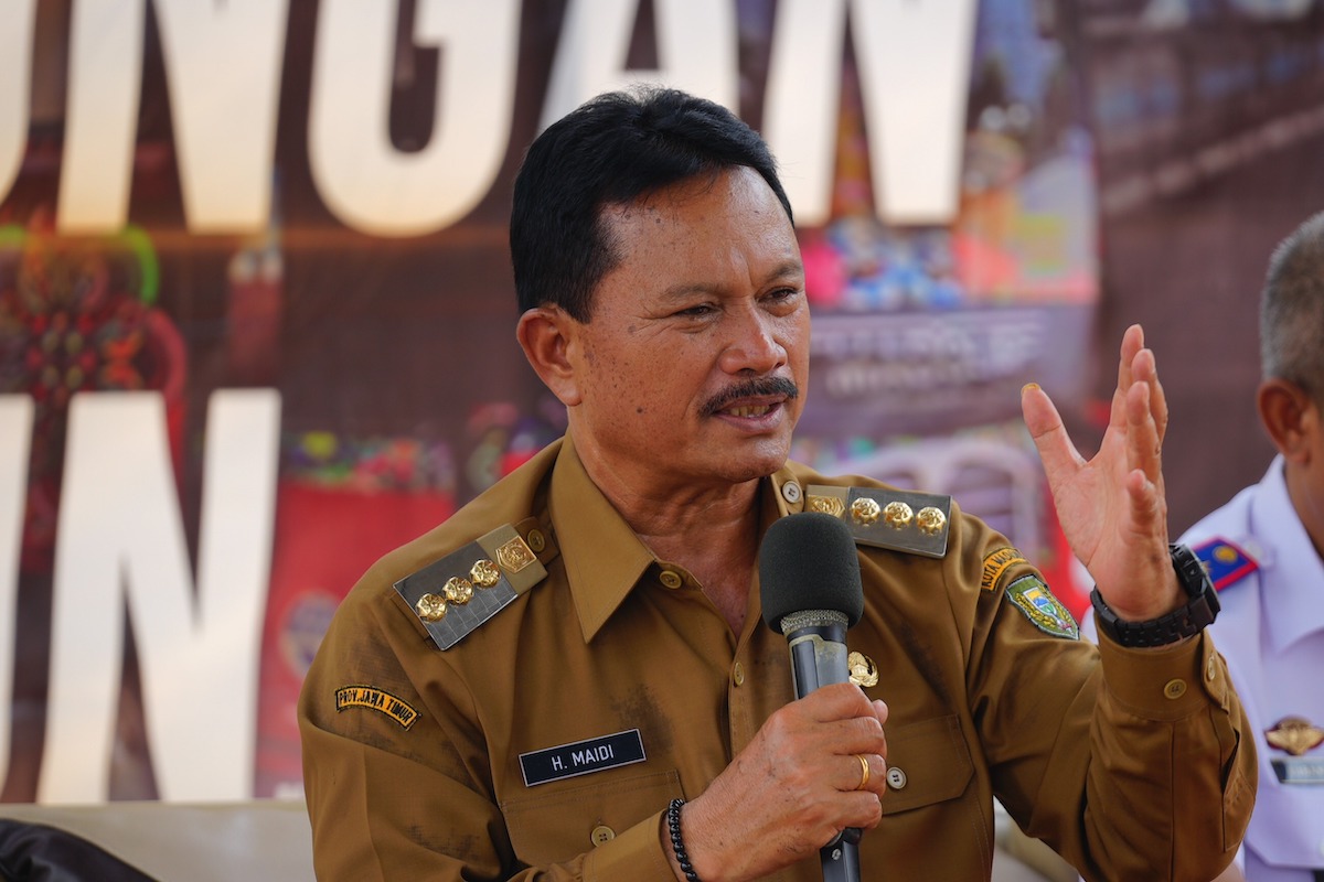 Foto 2 dari 8: Beri Arahan Jukir Kelompok Kedua, Wali Kota: Jukir Harus Beri Kesan Pertama yang Baik