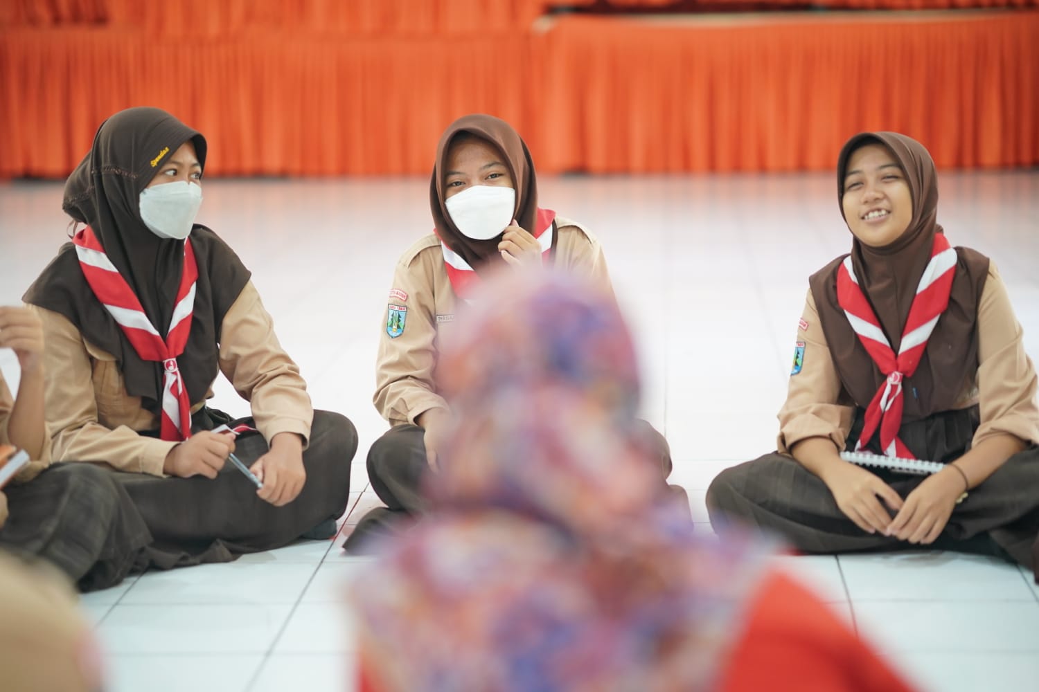 Foto 3 dari 10: Wujudkan Sekolah Ramah Anak, Petugas Jemput Bola Lakukan Monitoring ke Sekolah