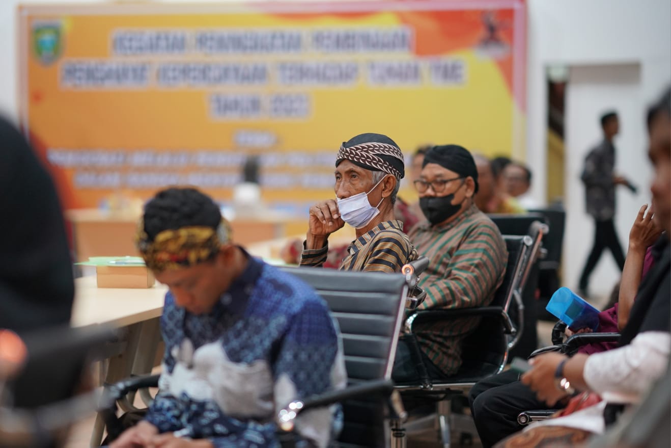 Foto 10 dari 10: Dibuka Wali Kota Maidi, Sarasehan Penghayat Kepercayaan Diharap Jadi Sarana Sosialisasi Jelang Pemilu