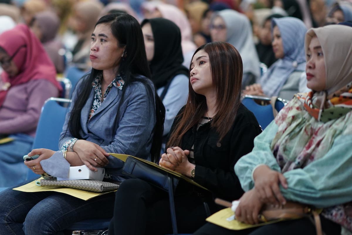 Foto 3 dari 9: Jadi Narasumber Parenting SMPN 2, Wali Kota Imbau Orang Tua Pahami Dunia Anak
