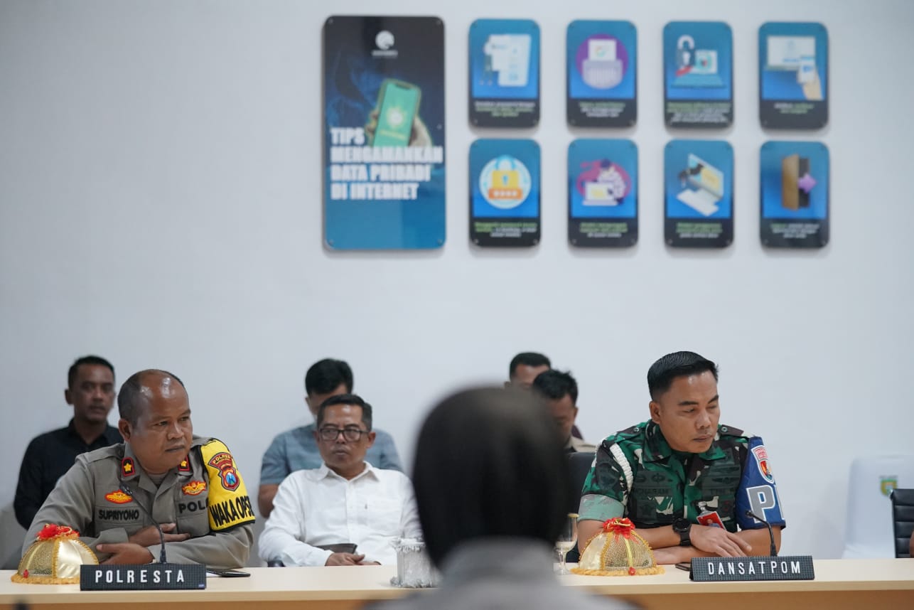 Foto 6 dari 10: Gelar Rakor Bersama Stakeholder, Wali Kota Pesan Jaga Kerukunan dan Keamanan Kota