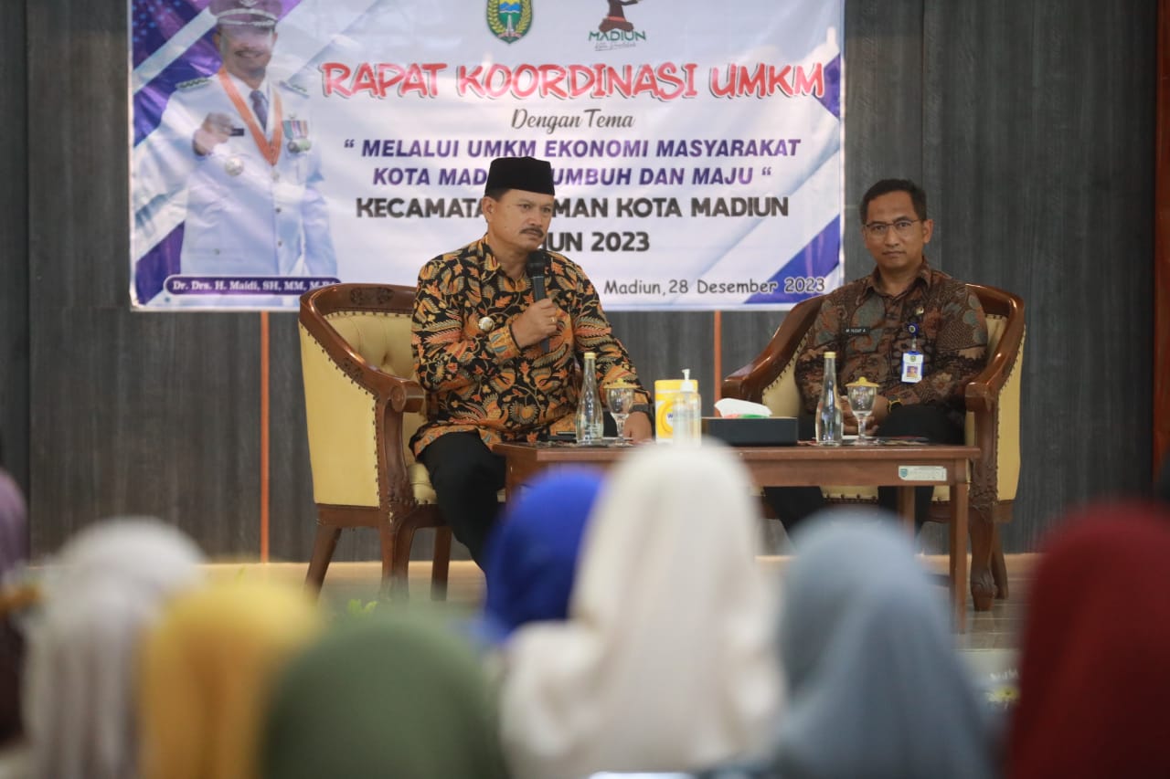 Foto 8 dari 9: Gelar Rakor UMKM di Kecamatan Taman, Wali Kota Harap Sesama Pelaku UMKM Rukun dan Tingkatkan Kualitas Produk