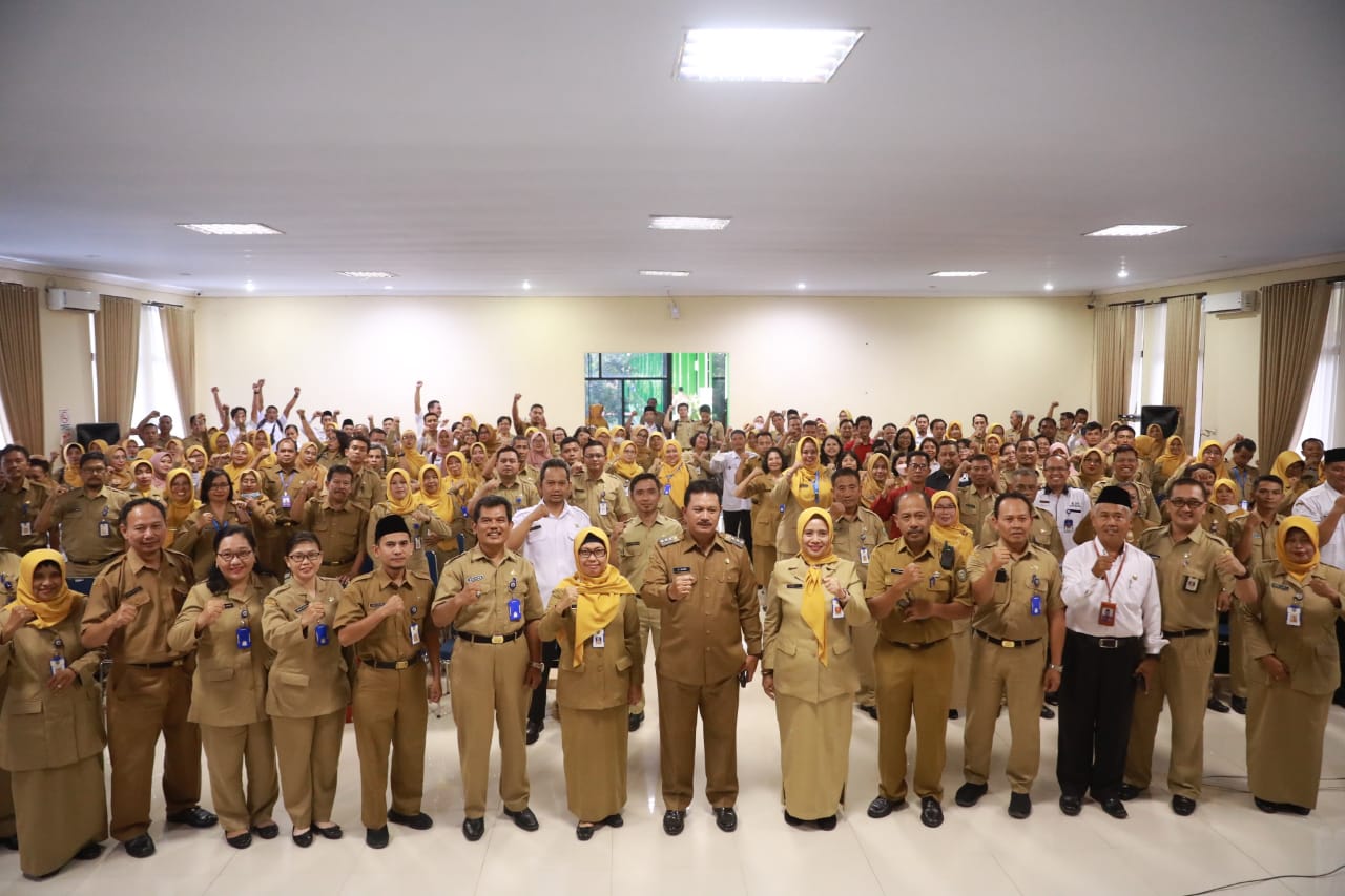 Foto 12 dari 12: Lantik Pengurus Baru KKG Dan MGMP, Wali Kota Pesan Optimalkan Pendidikan Di Kota Pendekar