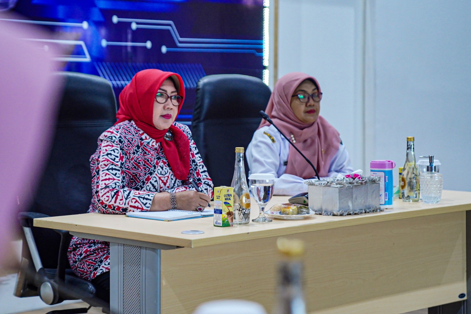 Foto 2 dari 5: Optimalkan Penurunan Stunting, Ketua TP PPK Ikuti Rakor Bersama Menko PMK Secara Daring