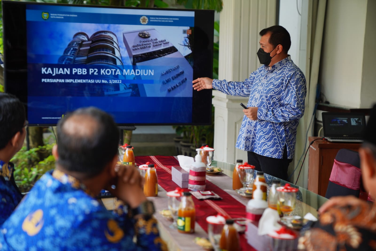 Foto 7 dari 7: Sesuaikan Amanat UU, Pemkot Gelar Audiensi dengan Akademisi Terkait Rencana Penyesuaian Perda Tarif Retribusi dan Pajak