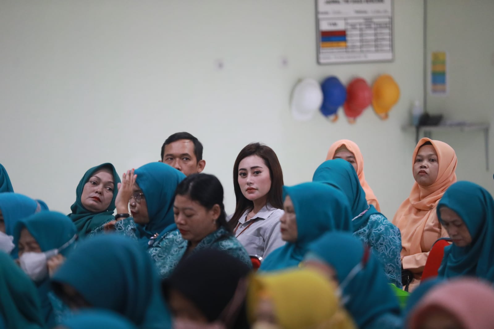 Foto 8 dari 9: Buka Seminar Peringatan HUT ke-20 RSUD Kota Madiun, Wali Kota Harap Pelayanan Semakin Ditingkatkan
