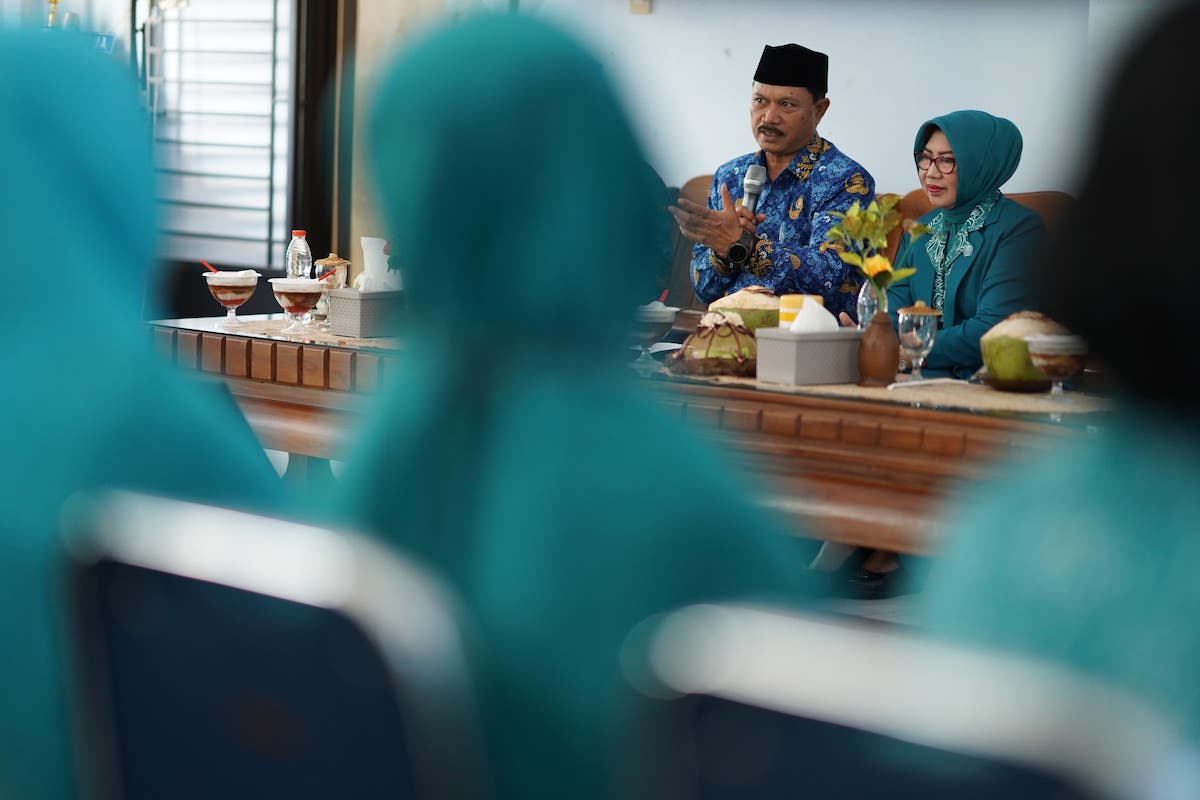 Foto 1 dari 9: Hadiri Pertemuan PKK Oro-oro Ombo, Wali Kota Imbau Jaga Sinergi Dengan Pemkot Madiun