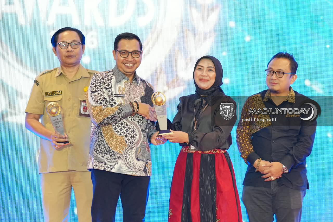 Foto 5 dari 6: Kepedulian Pemkot Akan Seni-Budaya Diganjar Penghargaan, Juga Raih Kategori Top Publik Service dan Credible Bank di Jawa Pos Radar Madiun Award 2026