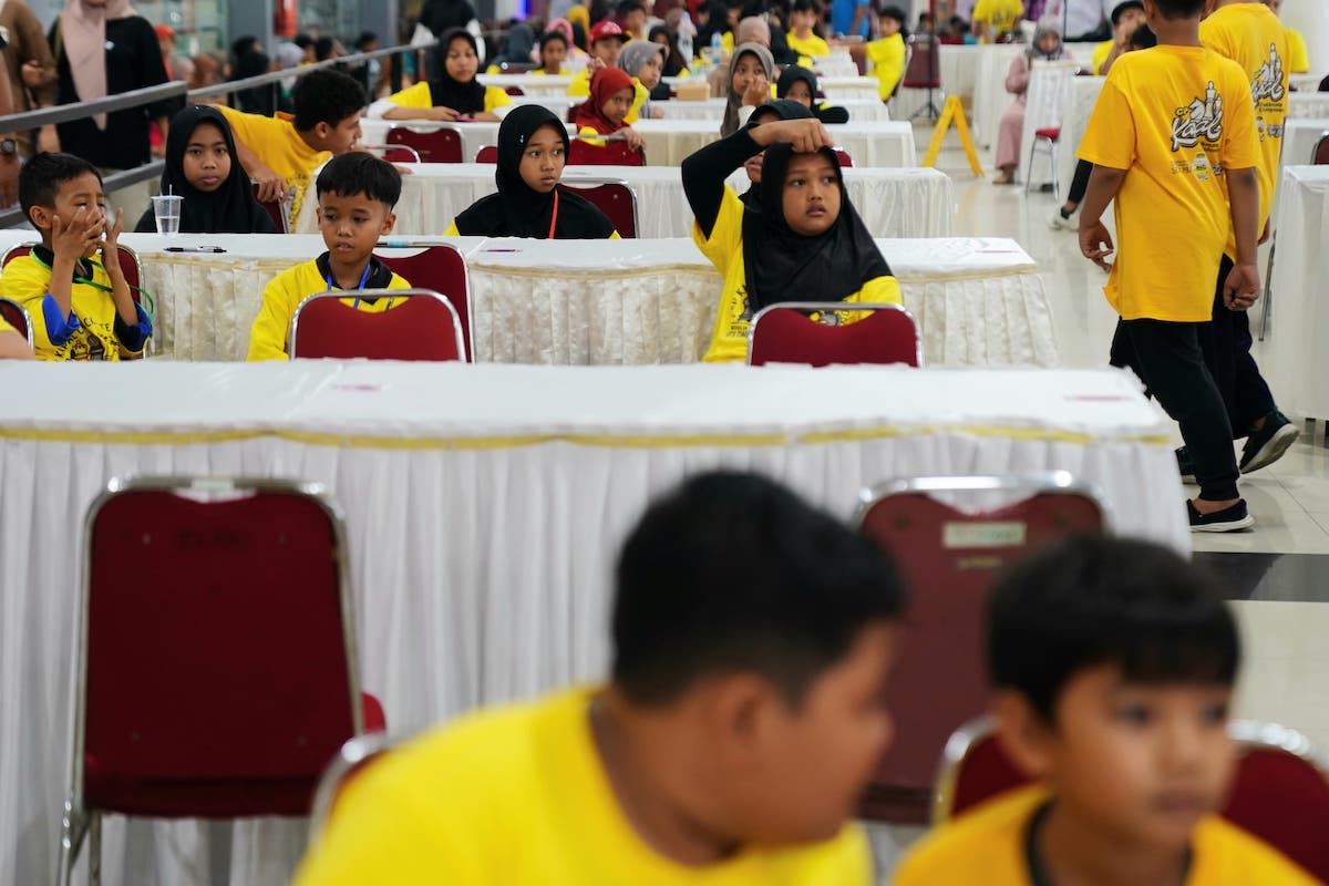 Foto 5 dari 9: Buka Turnamen Catur Cup Kapal Checkmate, Wali Kota Harap Lahirkan Atlet Berprestasi