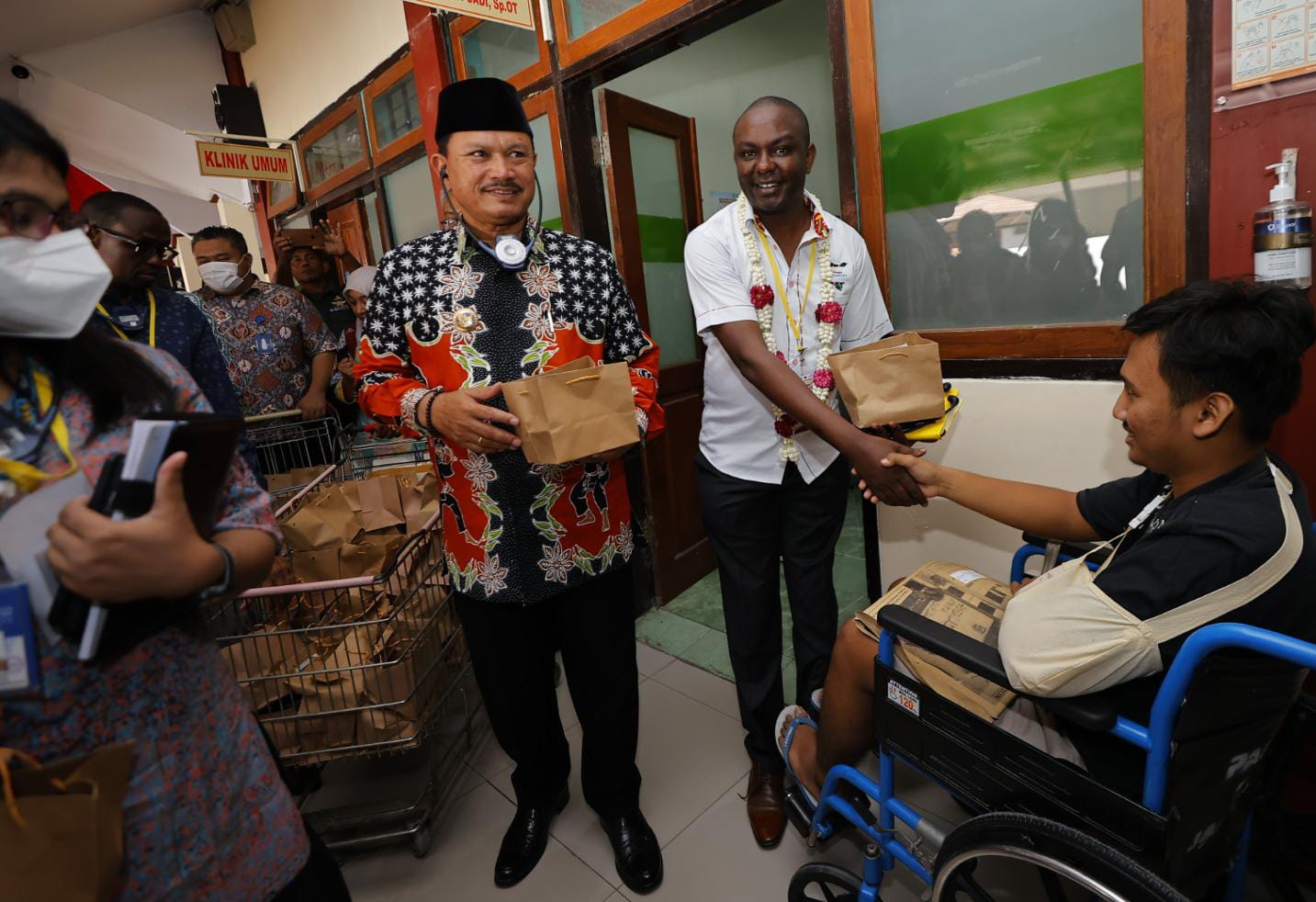 Foto 3 dari 9: Datang Untuk Belajar Kesehatan, Ketua Delegasi Kenya: Kita Belajar Banyak Hal di Kota Madiun