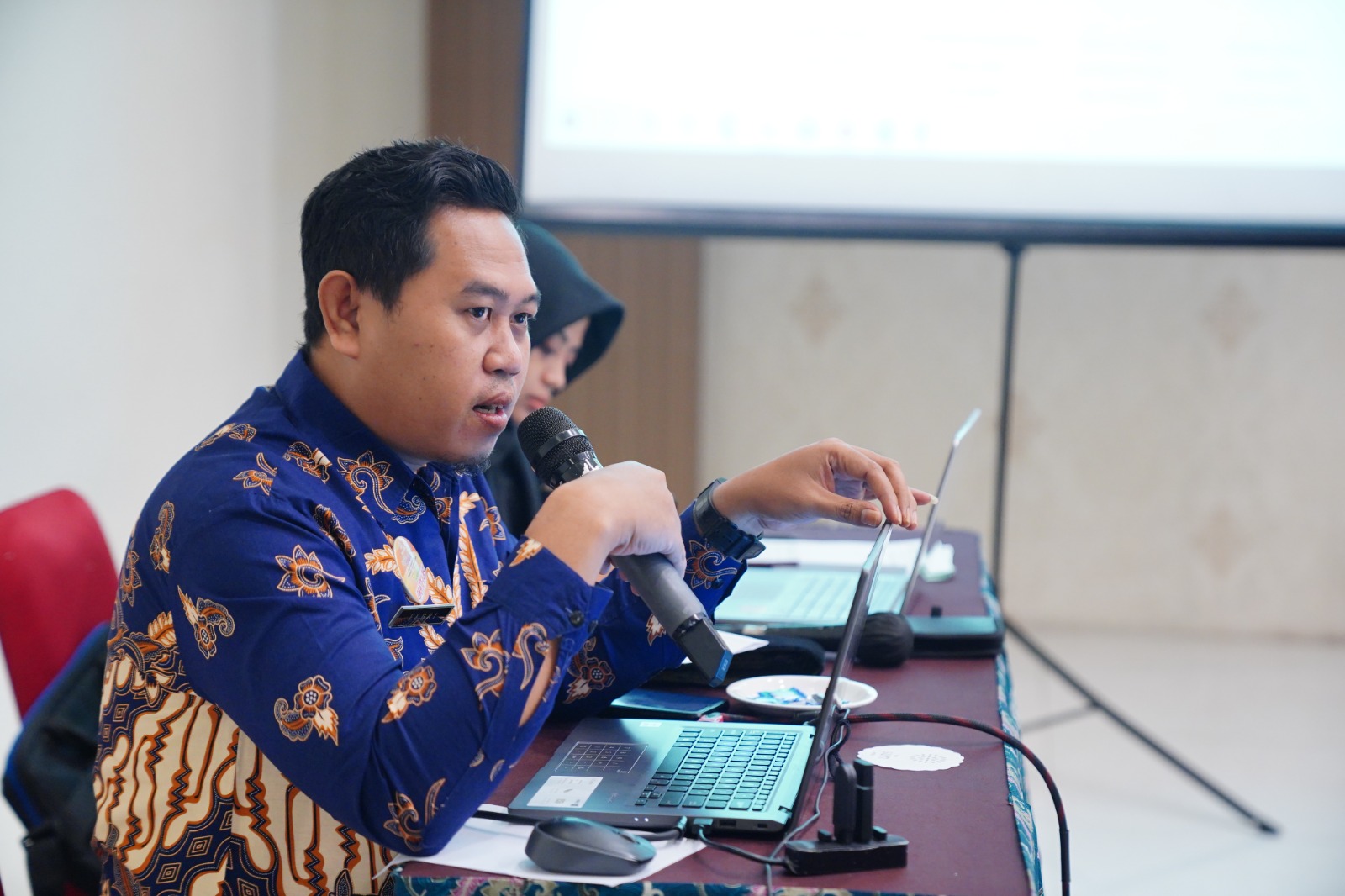 Foto 6 dari 10: Komitmen Tingkatkan Pelayanan Kepada Masyarakat, DPMPTSP Gelar Forum Konsultasi Publik