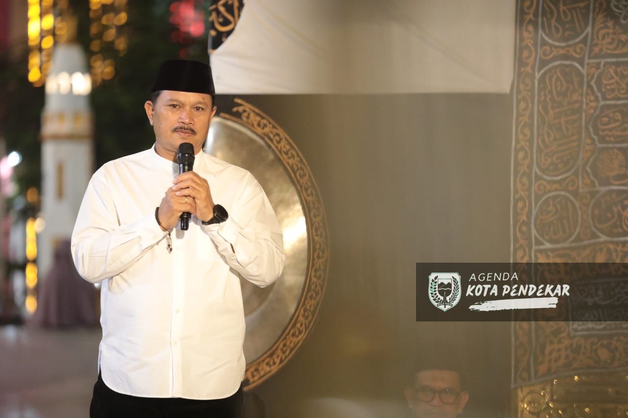 Foto utama berita: Peringati 1 Muharam, Pemkot Gelar Madiun Bersholawat Bina Mental Spiritual