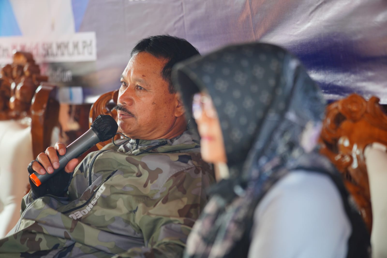 Foto 9 dari 10: Tinjau Lokasi Usulan Musrenbang di Tiga Kelurahan, Wali Kota Juga Berdialog dengan Masyarakat Bahas Pembangunan