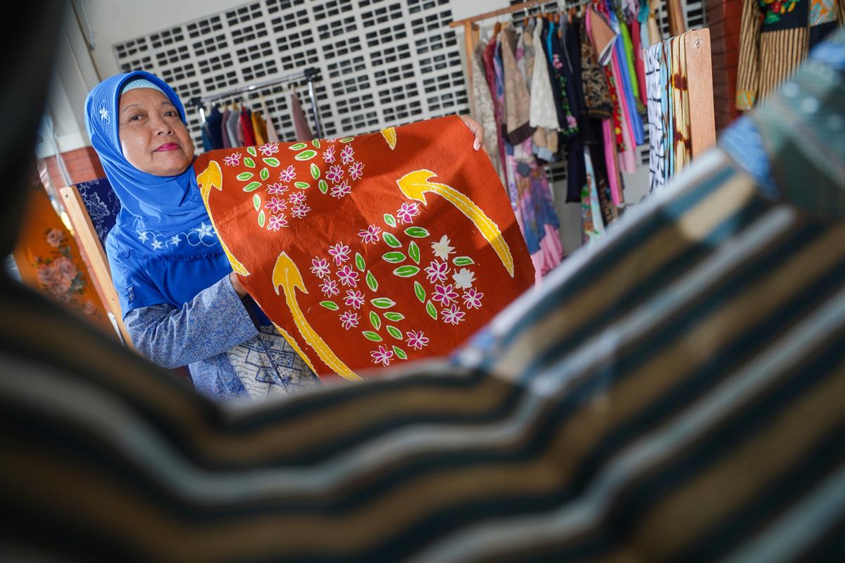 Foto utama berita: Mengenal Keris Asoka, Batik Khas dari Madiun Lor