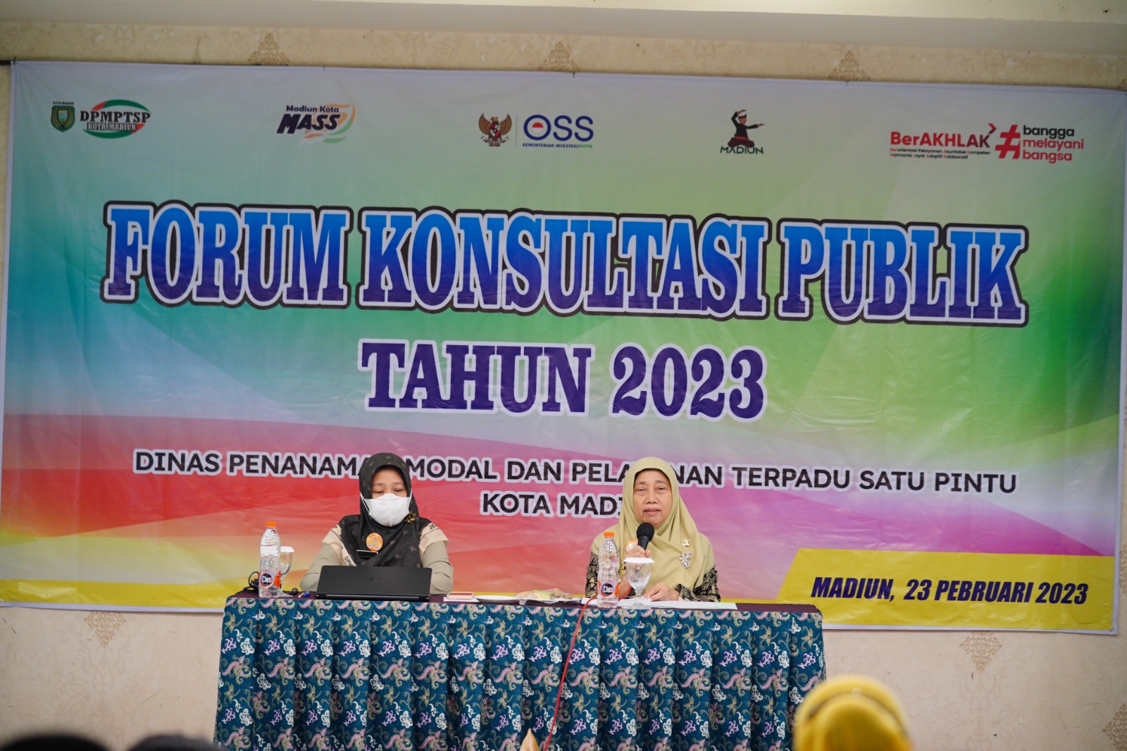 Foto 1 dari 10: Komitmen Tingkatkan Pelayanan Kepada Masyarakat, DPMPTSP Gelar Forum Konsultasi Publik